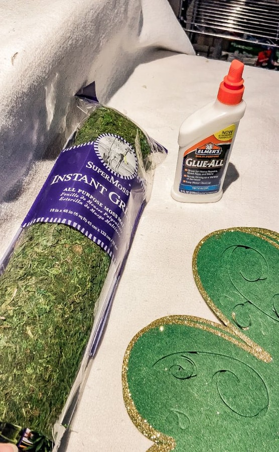 Supplies to make a St. Patrick Day DIY Shamrock Placemat.