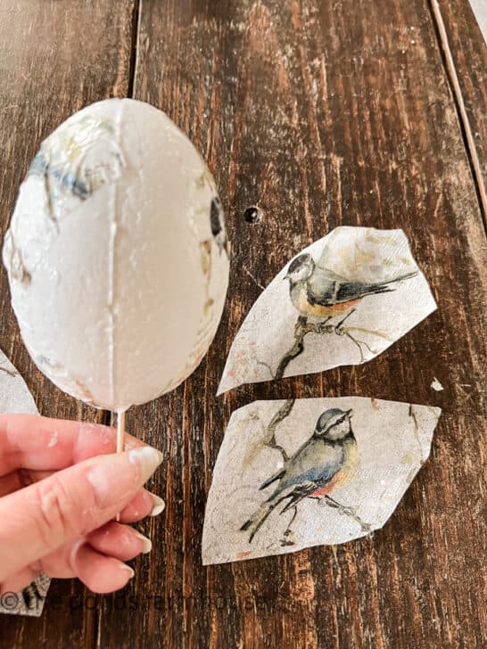3 Easy Ways to Make DIY Decoupage Easter Eggs for High-End Decor