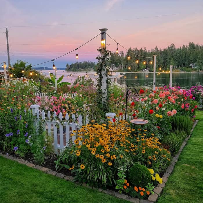 Shiplap and Shells Garden