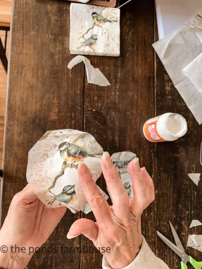 smooth napkin with fingertips to adhere to the egg.  DIY Easter Egg Tutorial.  