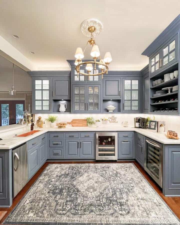 Update a butler's pantry for best kitchen ideas in 2023 - Coffee & Wine Bar Renovations