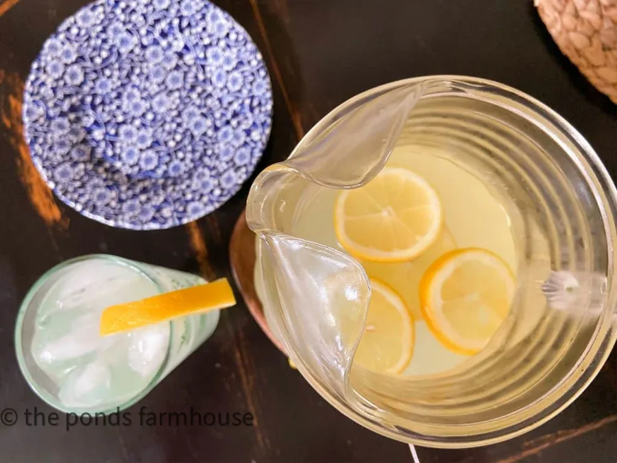 The secret to perfect southern fresh lemonade recipe.