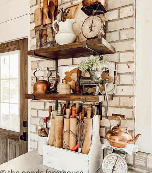 open-shelving-with-vintage-kitchen-decor.