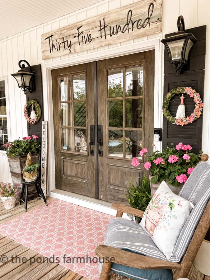 7 Must-have Country Porch DiY ideas for a farmhouse style porch with DIY Wreaths and planters.  DIY Address Sign