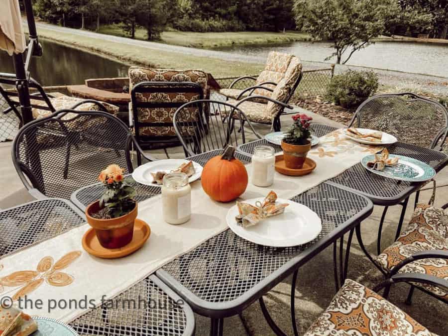 Cheap and Easy Outdoor Table Decoration Ideas