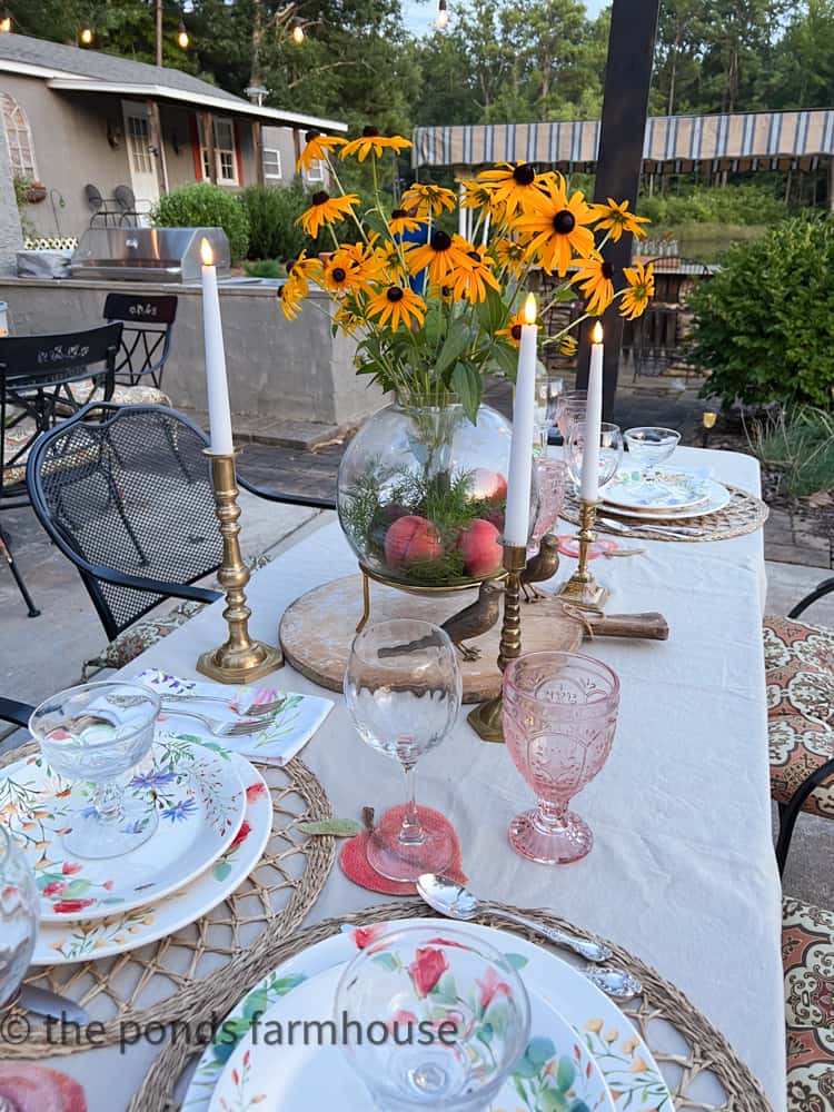 Peaches and Black Eyed Susan Free Flower Centerpiece for Summer tablescape