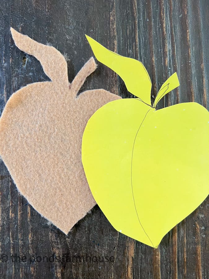 How to make Fabric Coasters with burlap.  Use paper template to cute designs.  