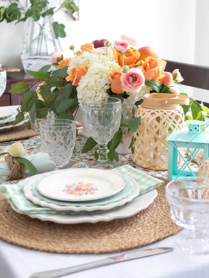 Jen's Summer Table Setting with Peach theme