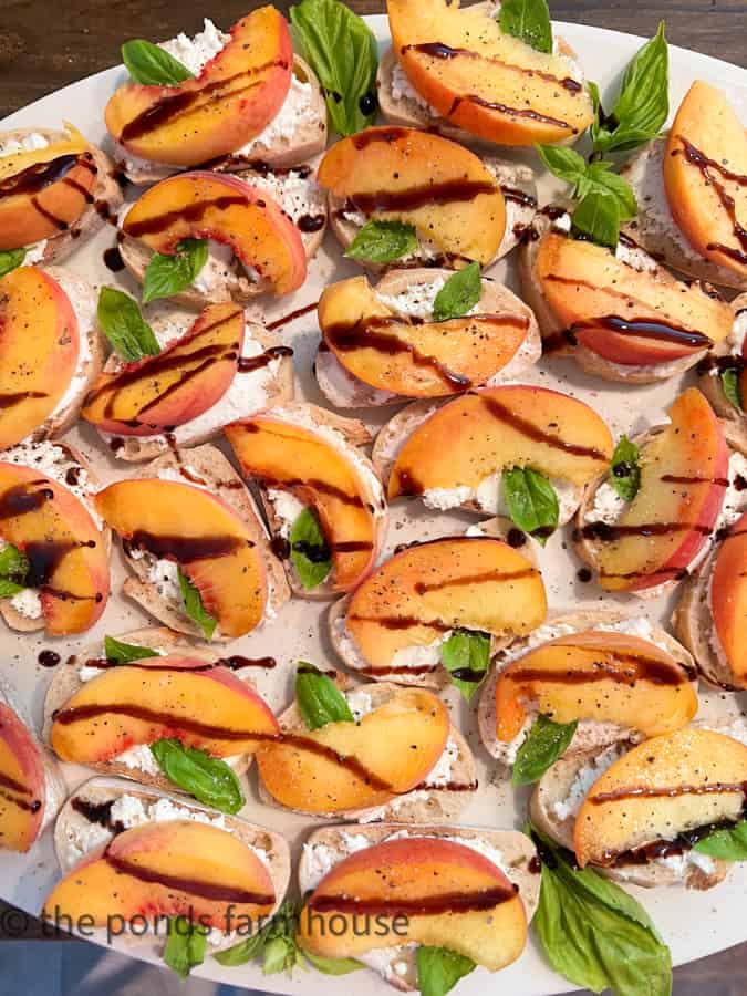 Peaches with Balsamic Glaze - Delicious Fresh Peach Appetizer