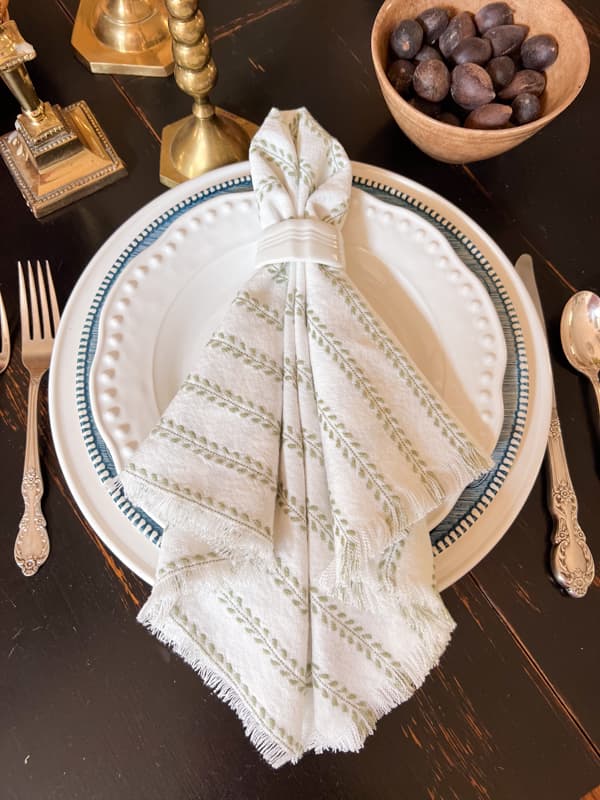 Easy DIY Cloth Napkins