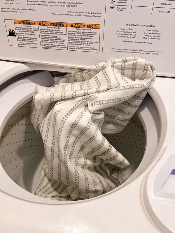 Wash  and dry 100% cotton fabric to make napkins