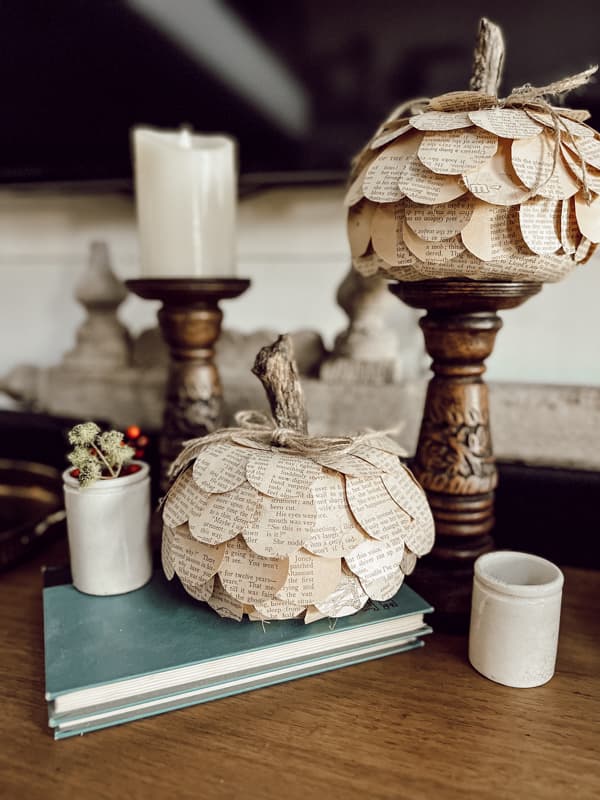 DIY Pumpkin Craft with Old book Pages for Autumn Decorating for Cheap.