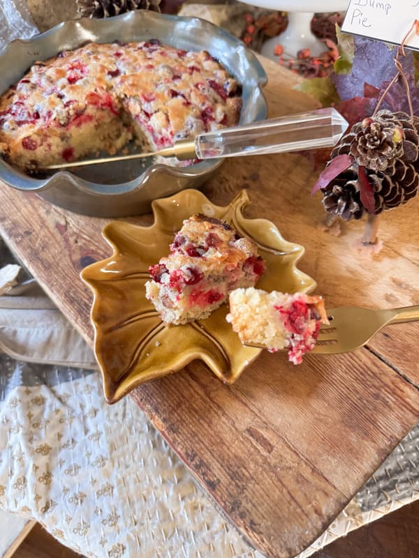 Cranberry Dump Pie Recipe for Thanksgiving Desserts that will impress your guests served on leaf plates.