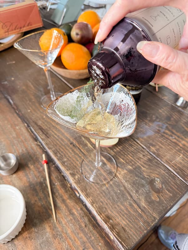 Stain Christmas Martini into a martini glass.