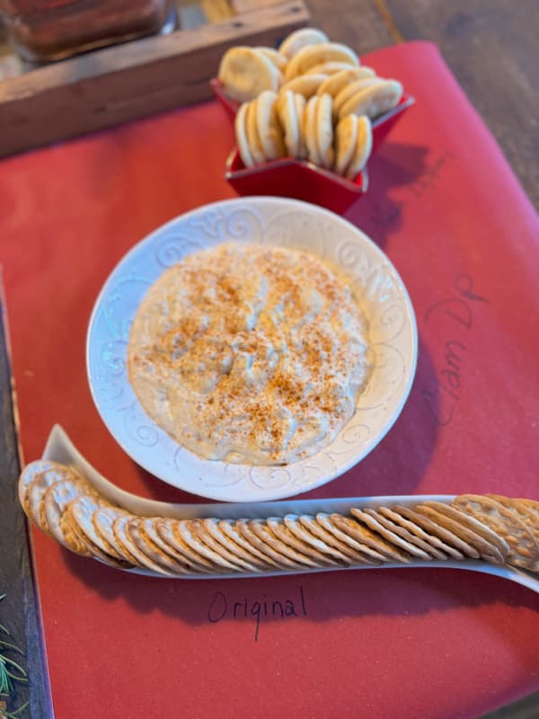 5 Minute easy clam dip recipe with Carrs crackers.