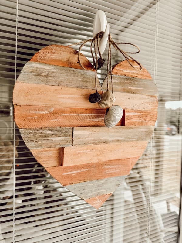 Wood Heart with rustic seashells and jute twine bow for primitive Valentines Decor