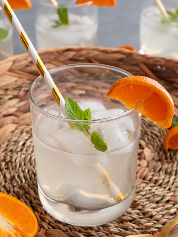 Simple and Refreshing Mandarin Mule. A Chinese -themed Supper Club Cocktail Recipe. 