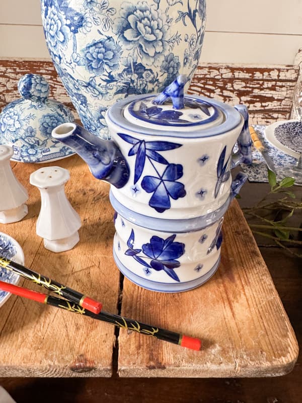 Thrift store asian tea pot used for centerpiece arrangement.  