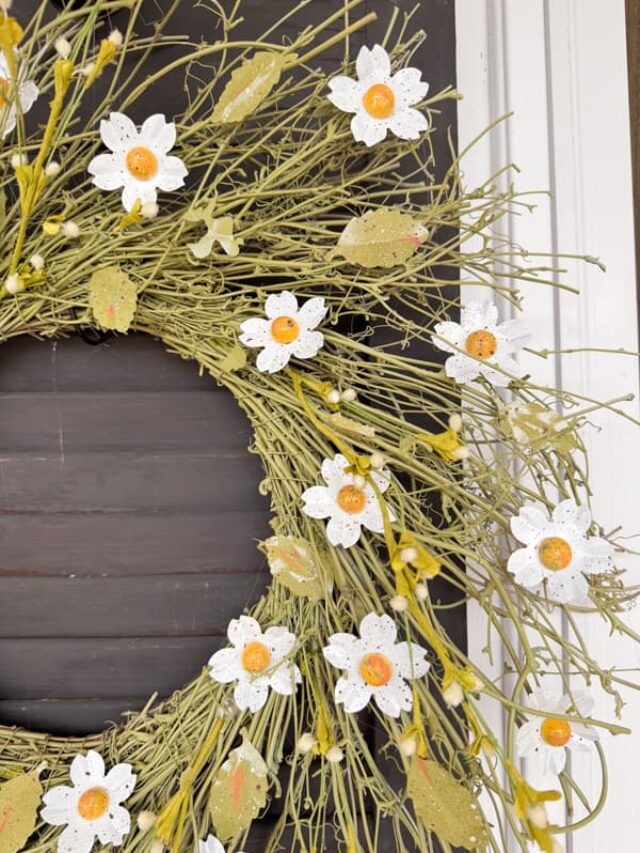 Anthropologie Inspired Metal Wreath. DIY spring wreath.