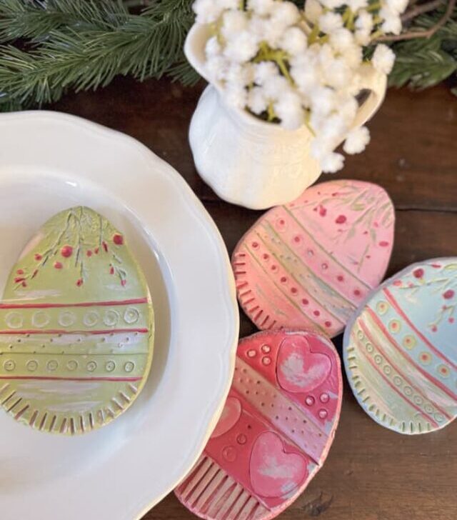cropped-Easter-Egg-Bowl-on-white-plate-Pottery-Barn-Inspired-2.jpg