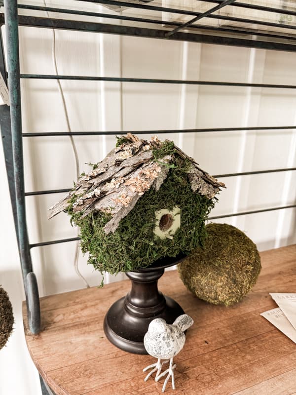 DIY Birdhouse Easy Makeover from Thrift Store Cheap Birdhouse to fabulous Moss Vintage Birdhouse decor. 