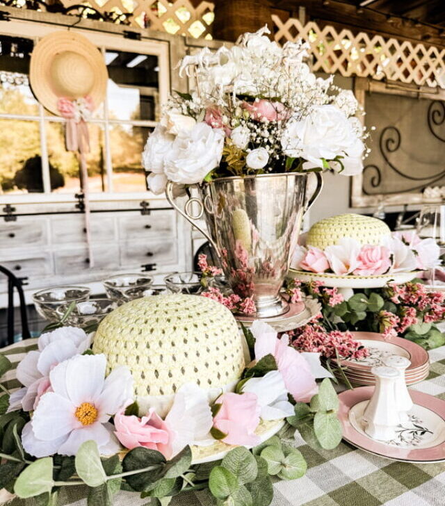 cropped-centerpiece-for-Kentucky-Derby-Tablescape-2.jpg
