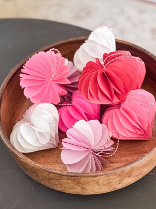 Easy DIY 3D Paper Hearts: Budget Valentine's Day Decoration