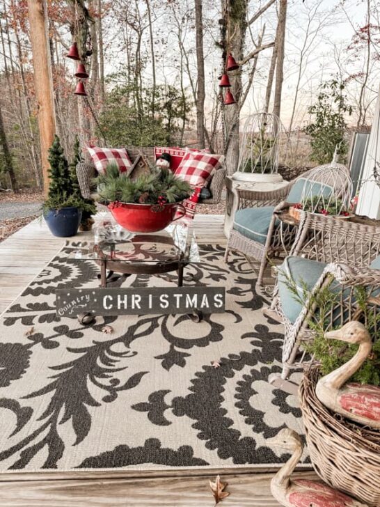 12 Outdoor Christmas Decorating Ideas and Porch Tours