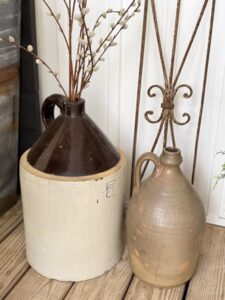 Vintage Stoneware Crock Decor Ideas: Charming Farmhouse Style