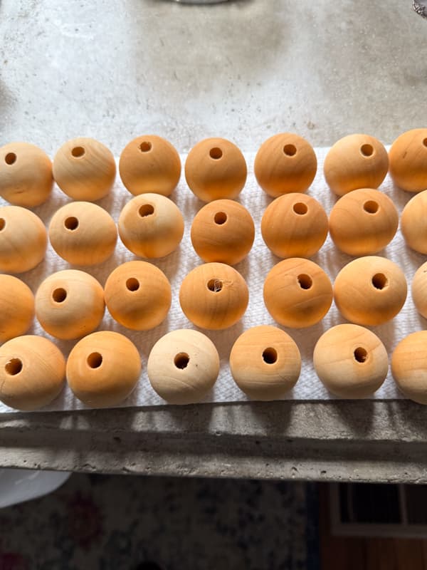 beads drying on paper towels after staining.