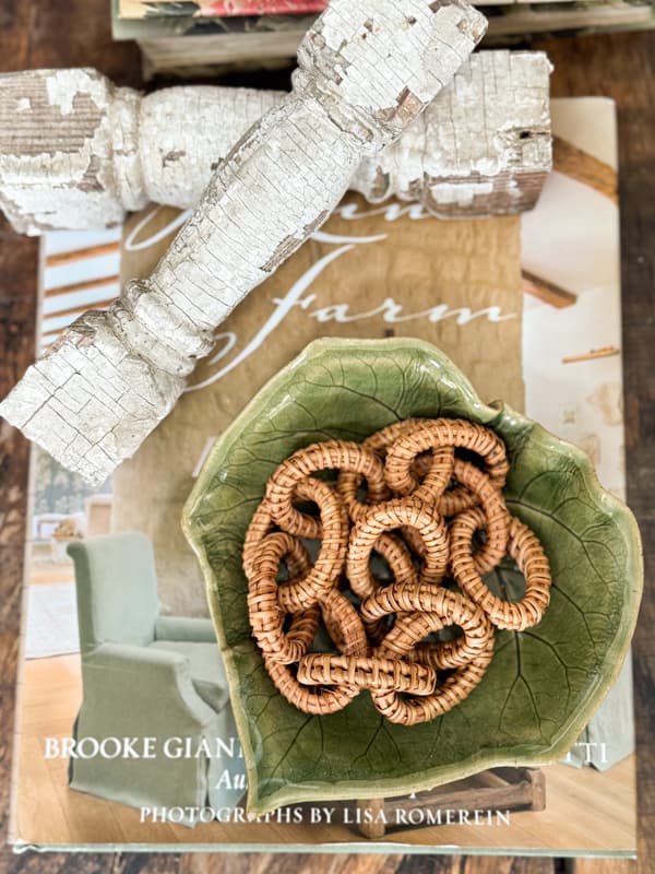 green leaf bowl with rattan chain