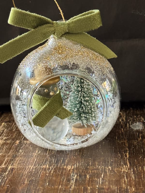 snowman snowglobe ornament
