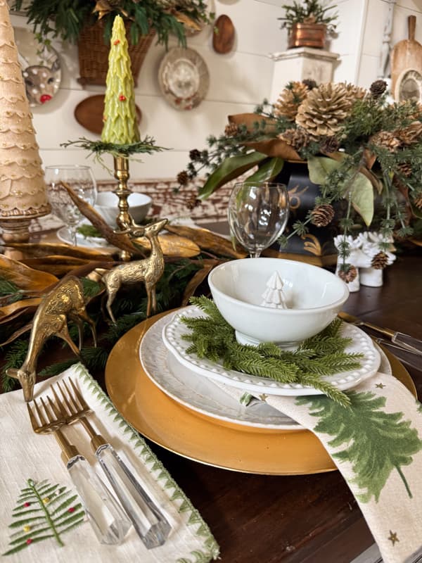 Christmas Table Setting with Pinecone Centerpiece and DIY Felt Christmas Trees
