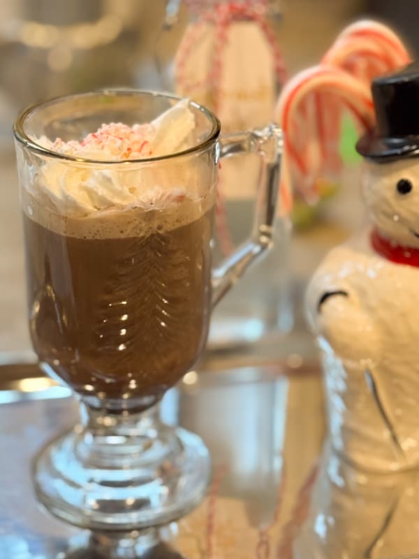 creamy crockpot peppermint mocha latte