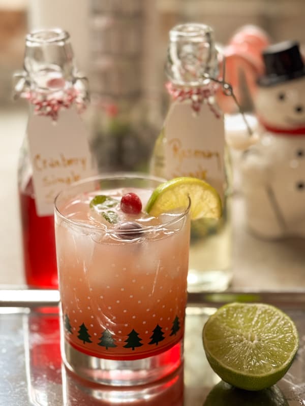 Grapefruit Cranberry Mocktail Spritzer