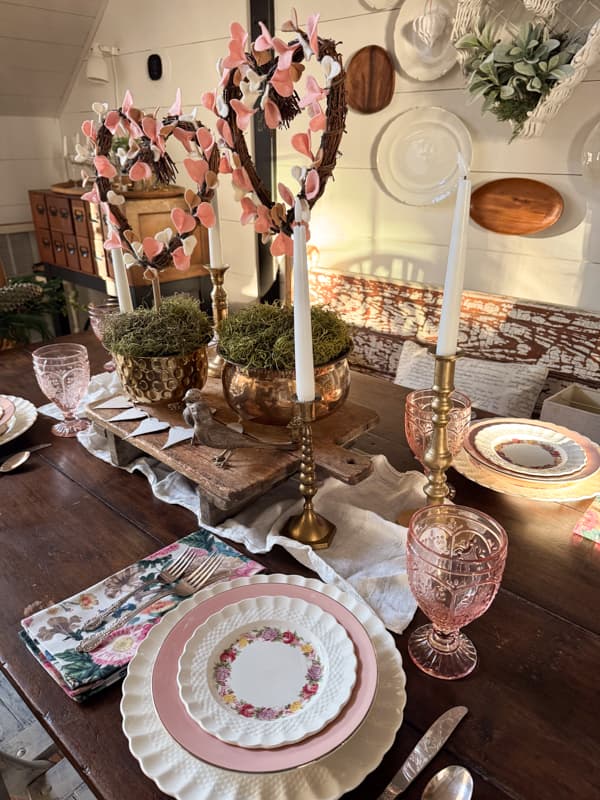 Valentine's Day Centerpiece and tablescape