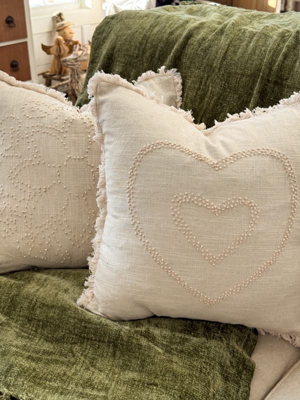 Colonial Knot Candlewick Heart and Flower Pillow Covers