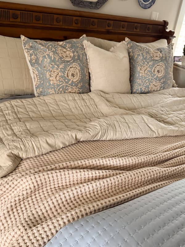waffle weave blanket for texture on Pottery Barn Inspired Bed