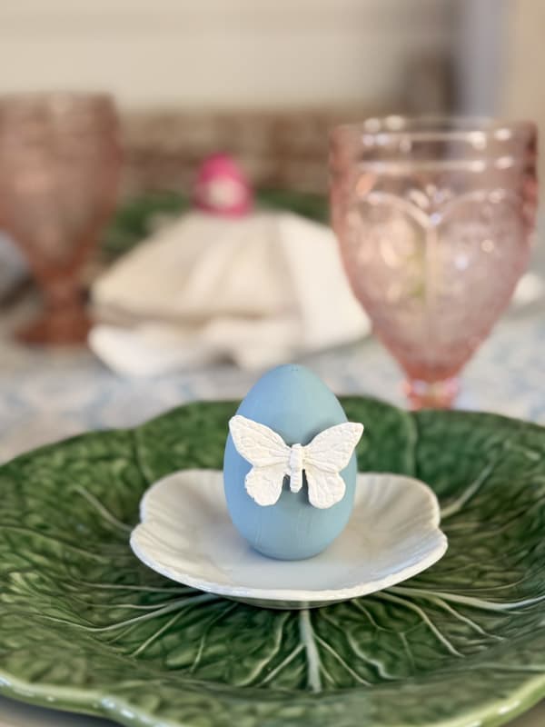 DIY Butterfly motif pink Egg on cabbage dinner plate for Spring Tablescape