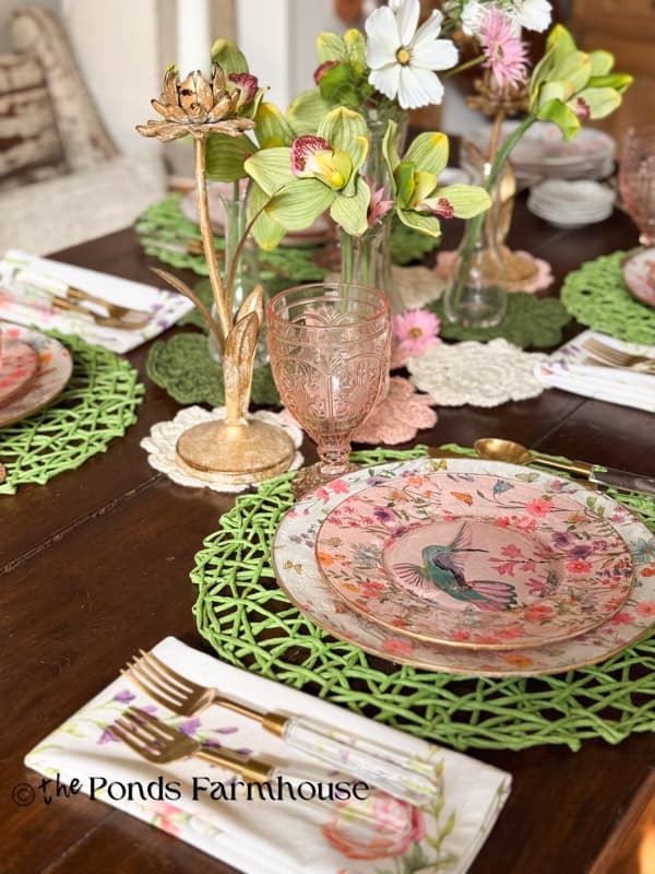 place setting with green placemat with DIY Pottery Barn knock off dishes