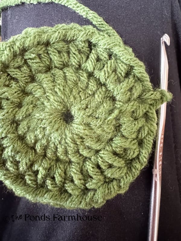 finished half double crochet round with slip stitch to join for DIY Doily
