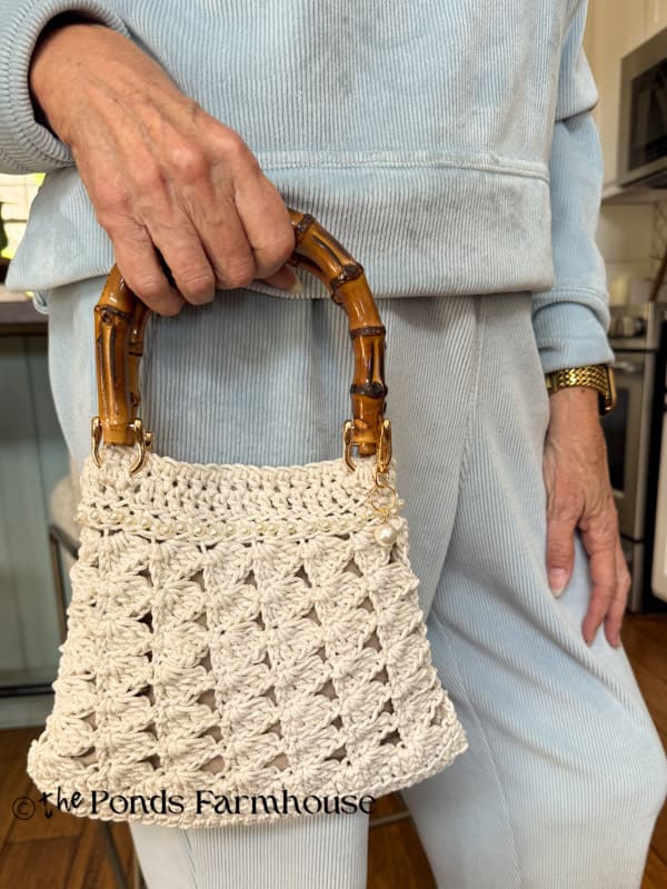 DIY Crochet Purse with bamboo handles