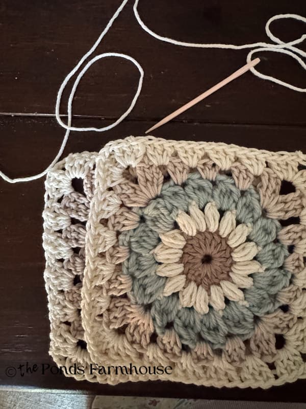 how to stitch granny squares together