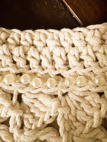 optional pearl beads to embellish crochet purse