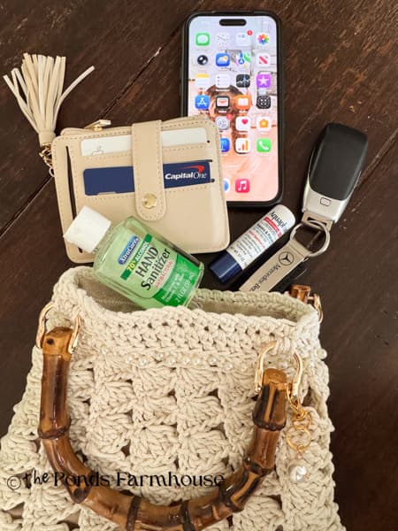 small DIY crochet purse will hold several items