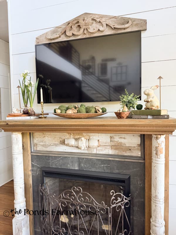 Bonus Moderately decorated summer mantel.  