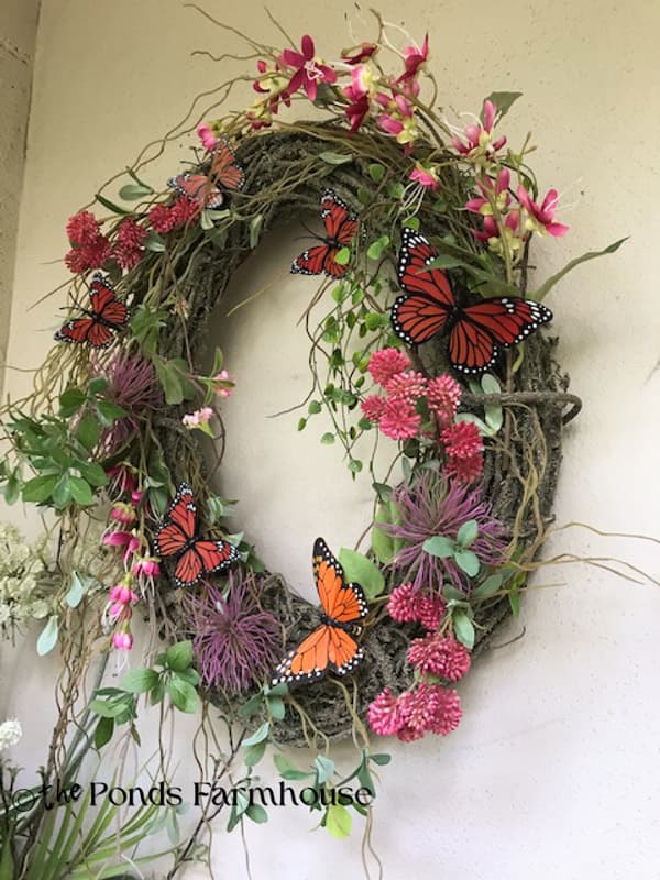 Teddee Grace - DIY Butterfly Wreath 