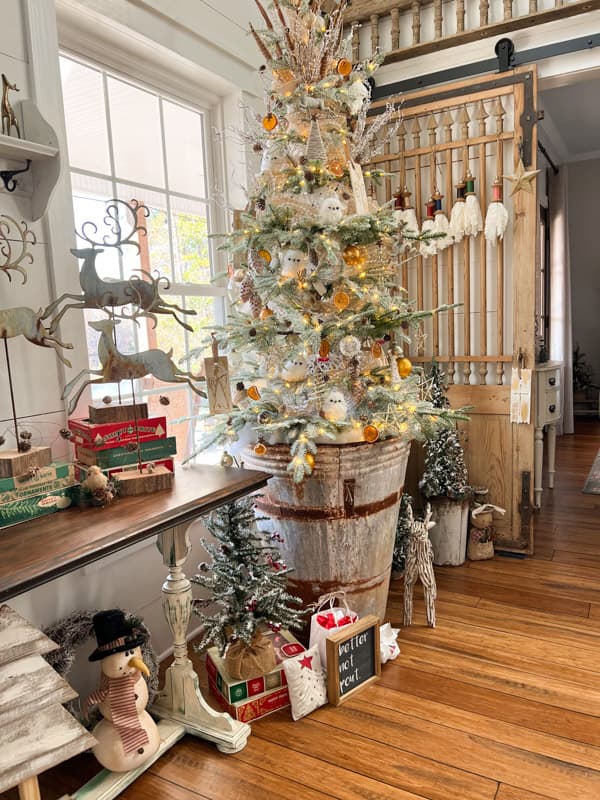 2022 Woodland Christmas tree