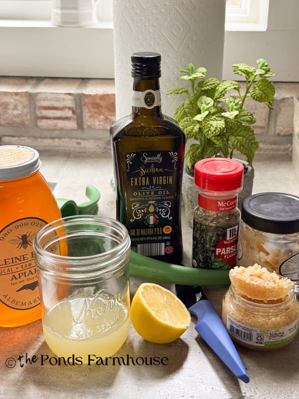 Homemade Lemon Vinaigrette Dressing Ingredietns