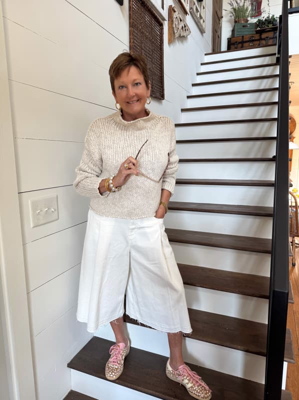 Rachel in fall culotte outfit & animal print sneakers